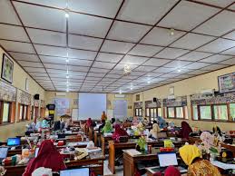 Read more about the article WORKSHOP ADAPTASI KURIKULUM DI SMP NEGERI 15 YOGYAKARTA BAGI ANAK BERKEBUTUHAN KHUSUS